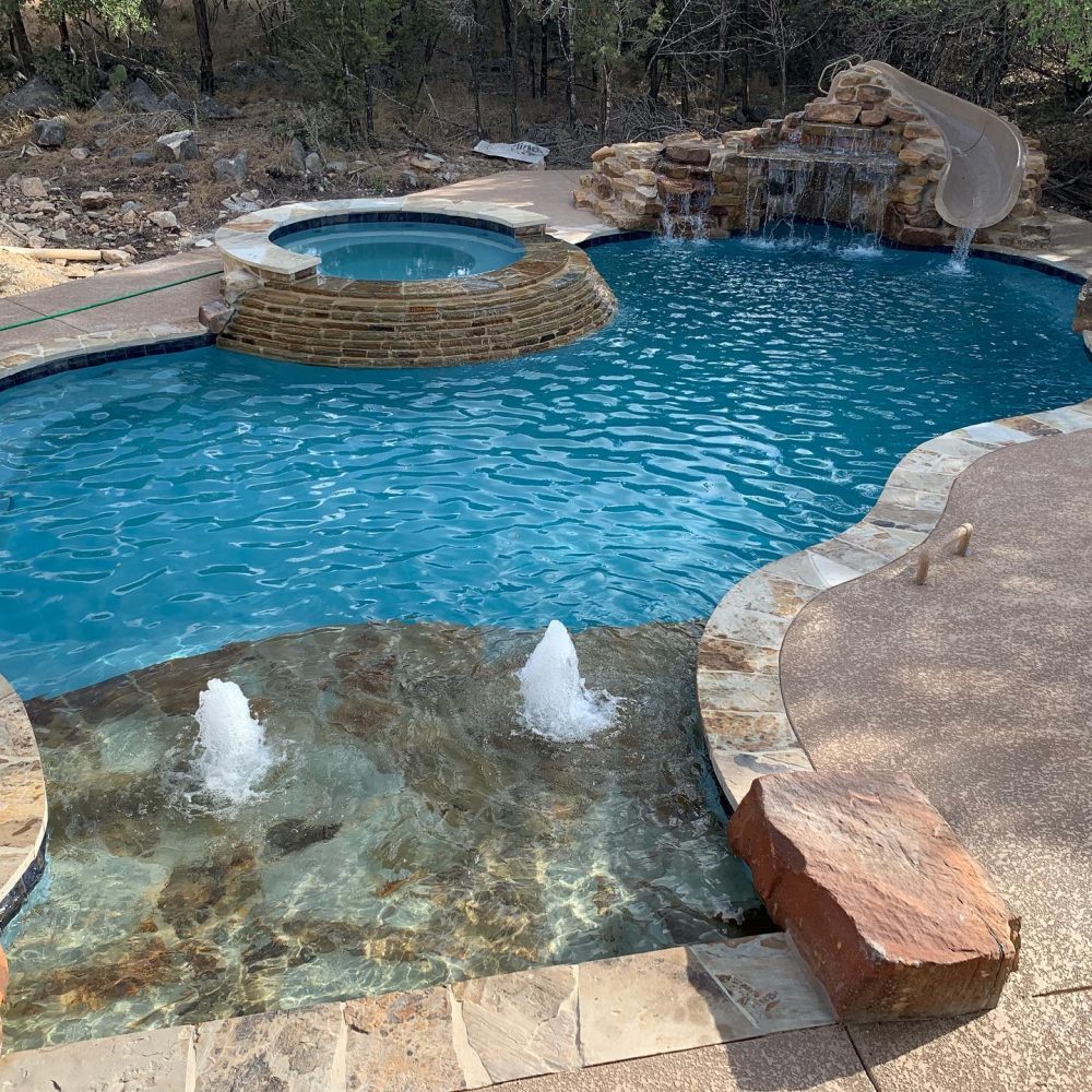3 Practical Benefits of Investing in a Custom Pool