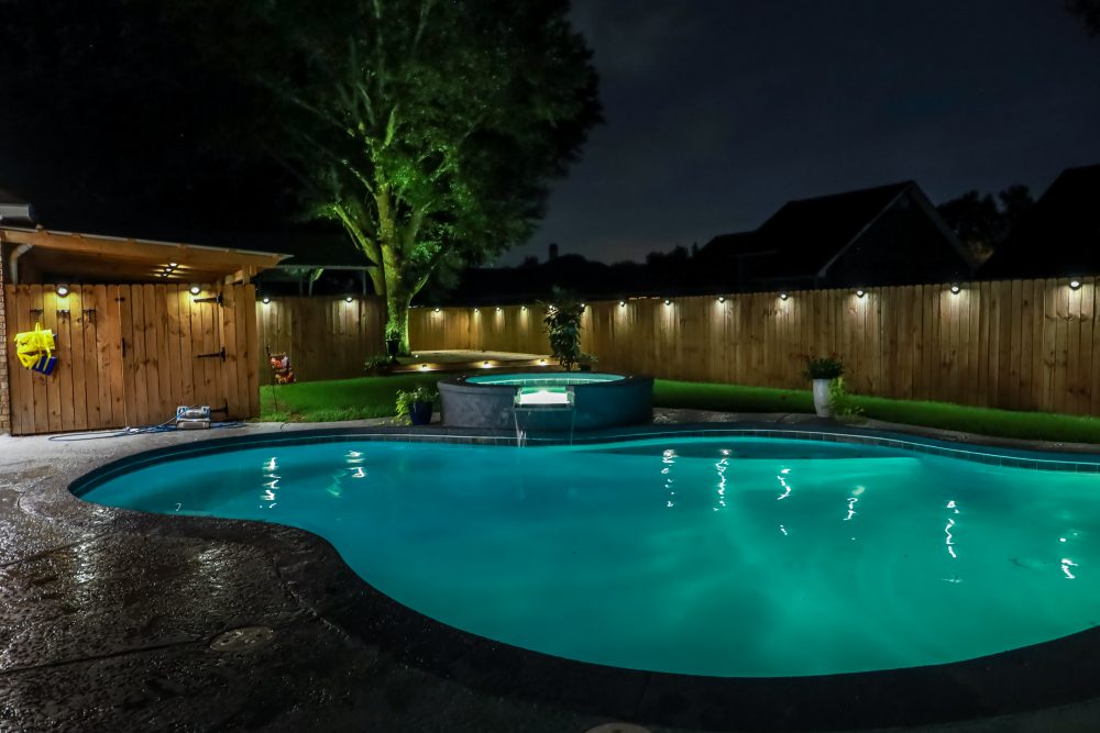 Make a Splash: Elevate Your Pool Design with a Luxurious Hot Tub
